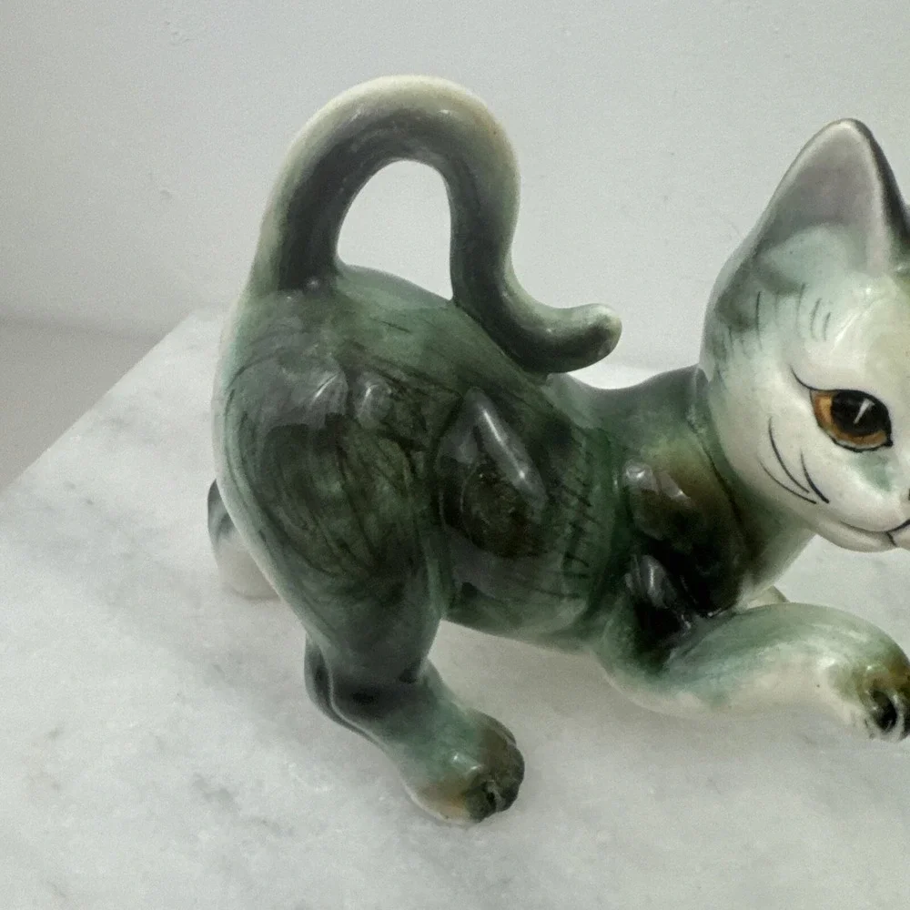 Vintage Kitty Cat W/Pink & Black Eyes Hand Painted Ceramic Figurine Adorable